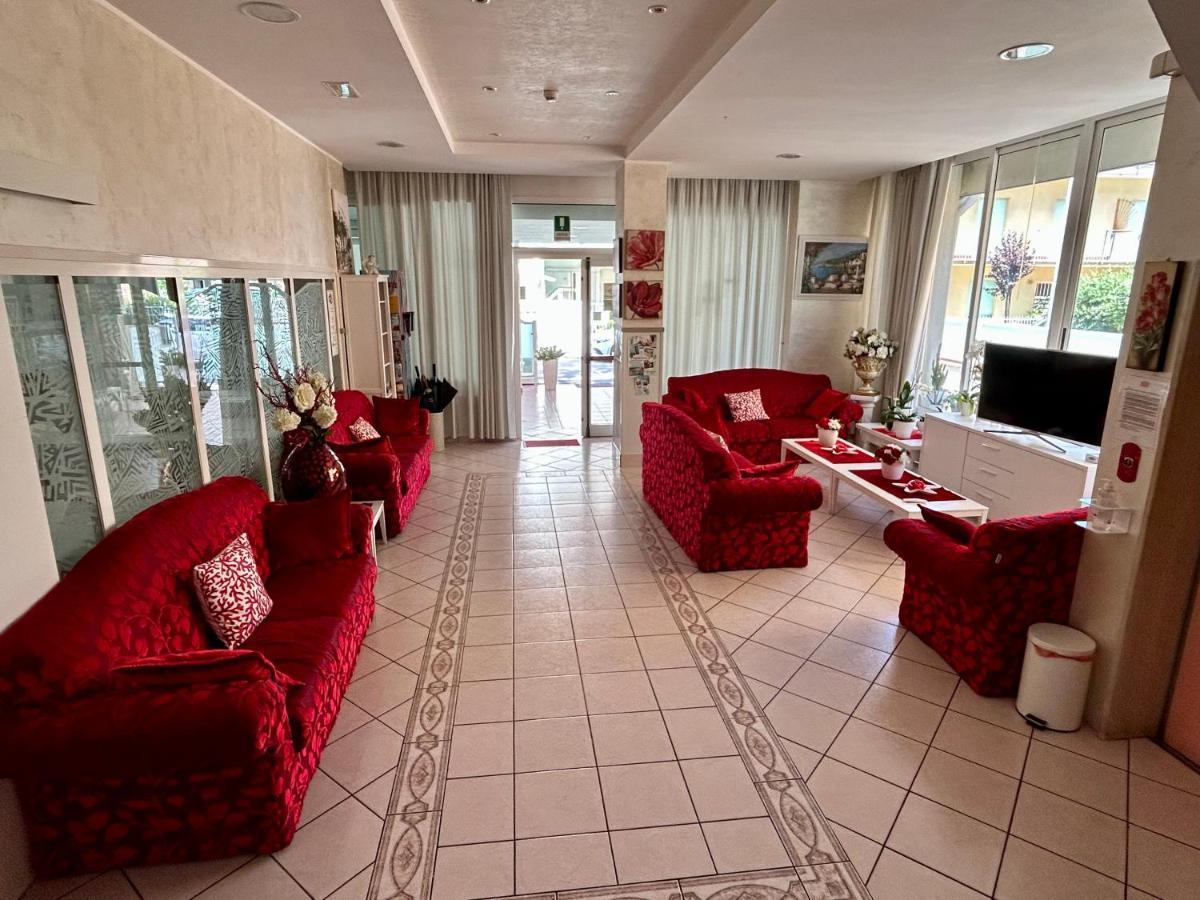 Aurelia 2* Riccione