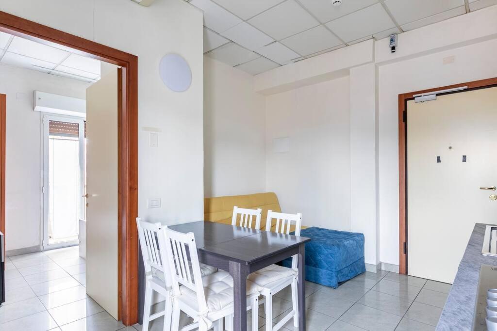 Bilocale Relax Mare-traversa Via Dante 50mt Dal Mare Riccione