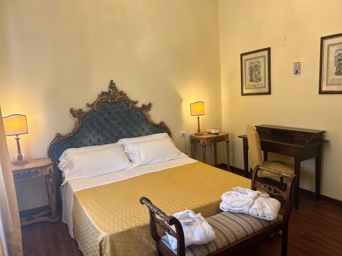 Le Grand Hotel