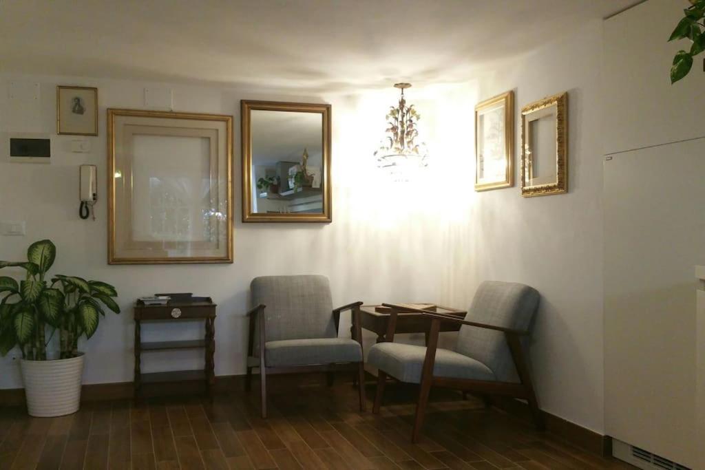 Cristina's Flat Apartment