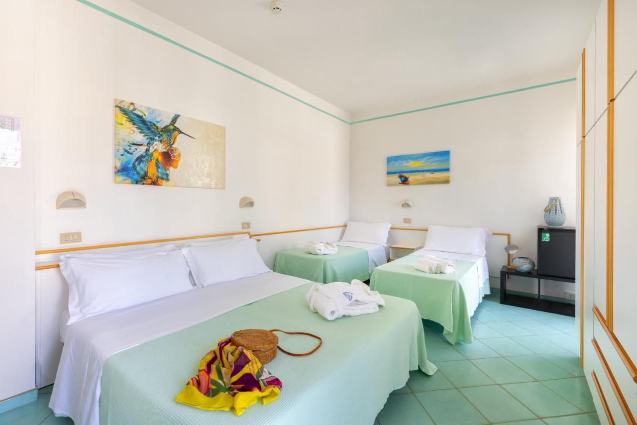 Hotel Caprice B&B - In Centro A Riccione