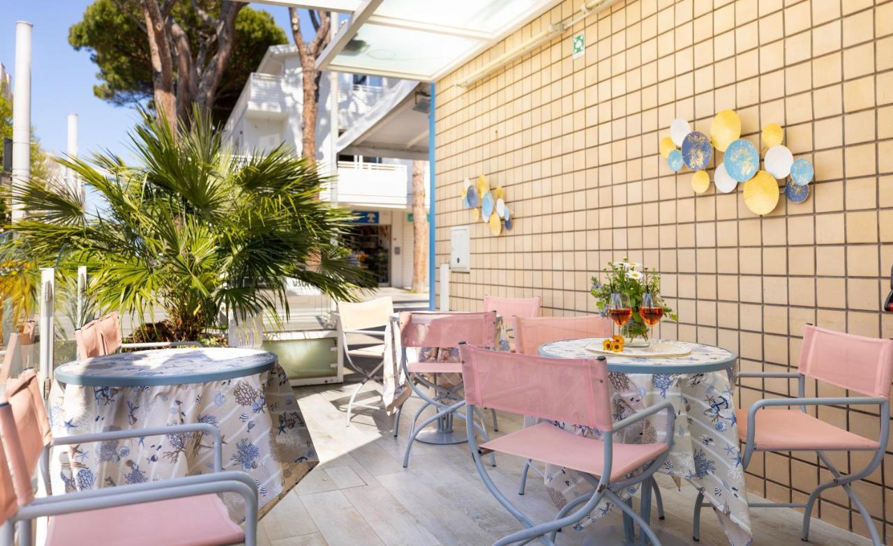 Hotel Caprice B&B - In Centro A Riccione Riccione