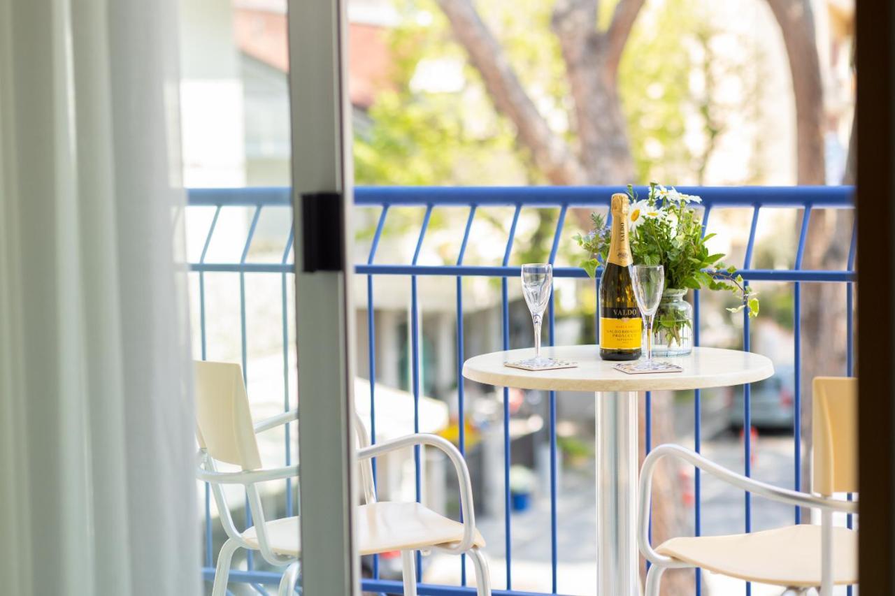Hotel Caprice B&B - In Centro A Riccione Riccione