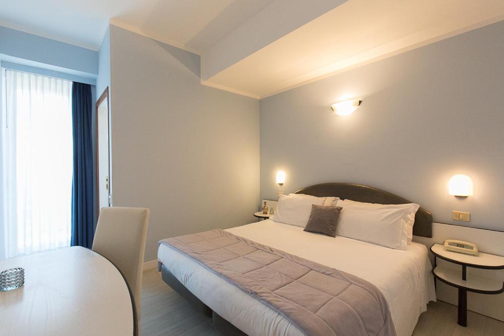 Hotel Trevi