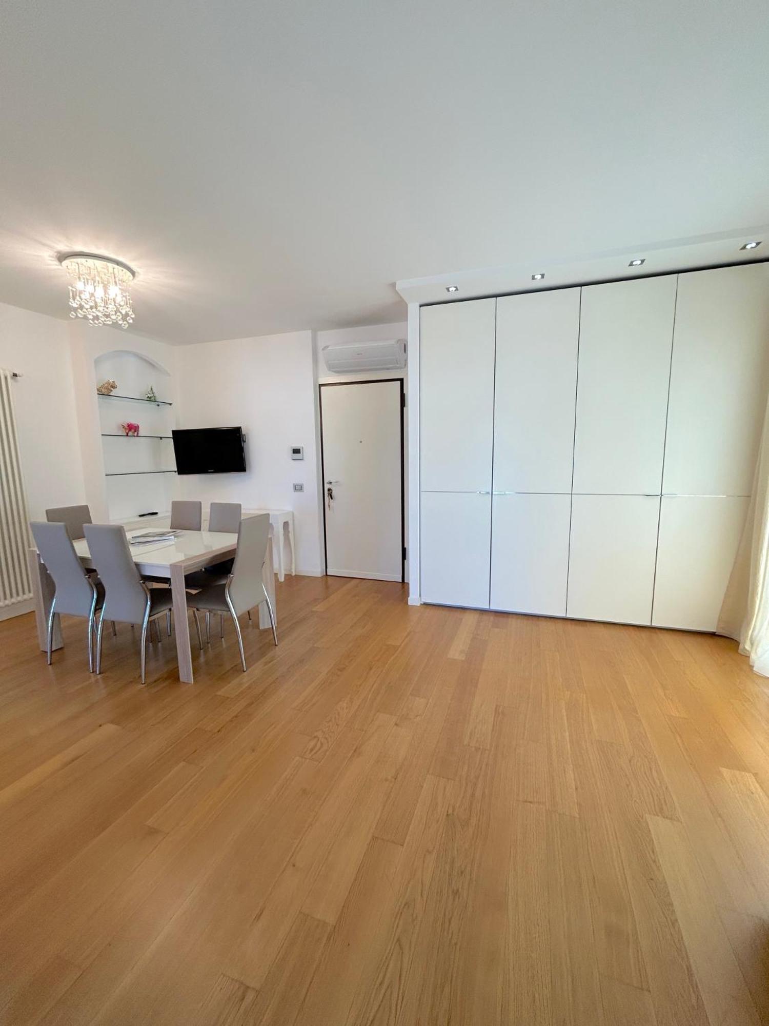 Appartamento Attico Alba -flexrent Abissinia