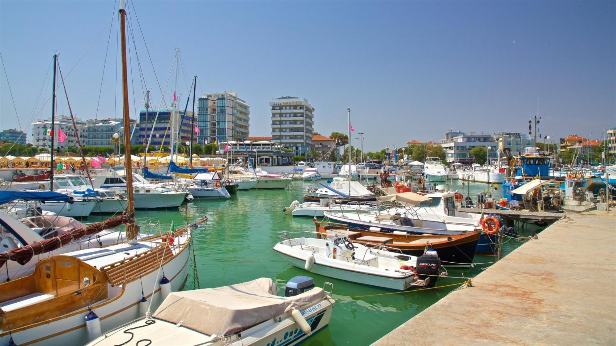 Luxury Blue Living Porto Riccione