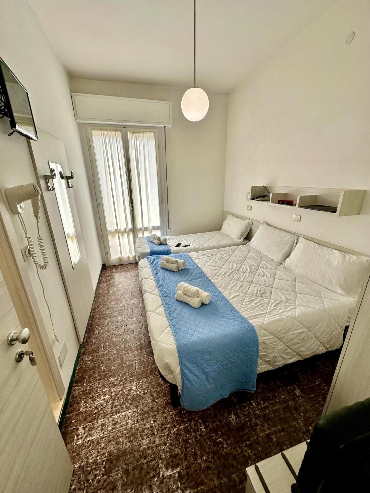 Napoleon Hotel 2*