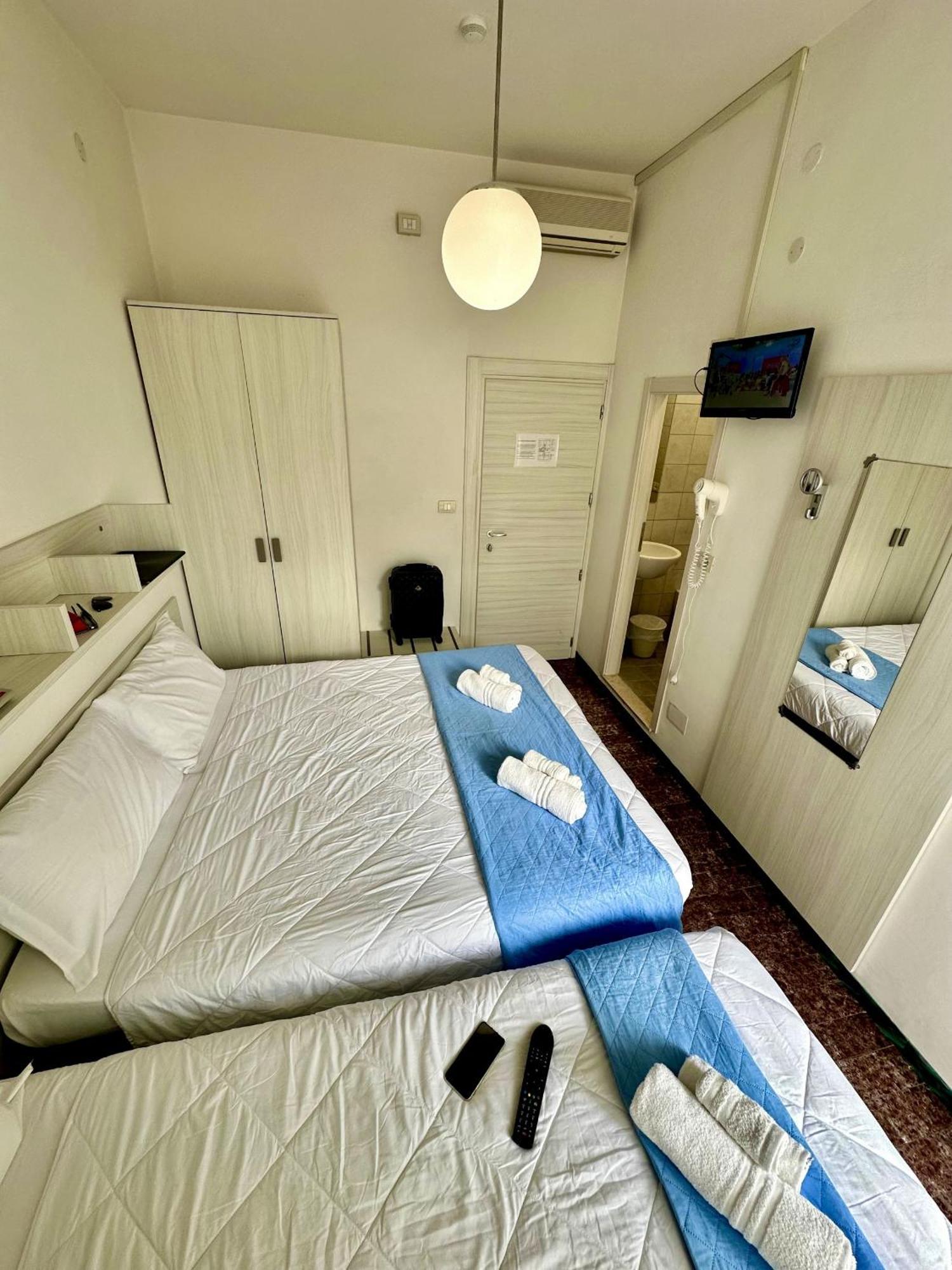 Napoleon Hotel 2*