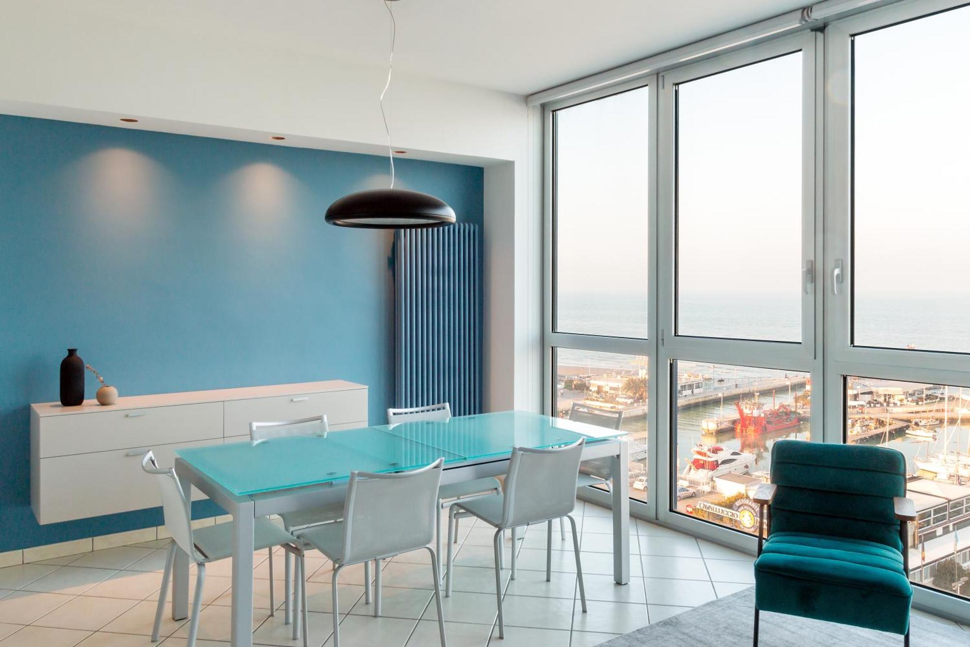 Luxury Blue Living Porto