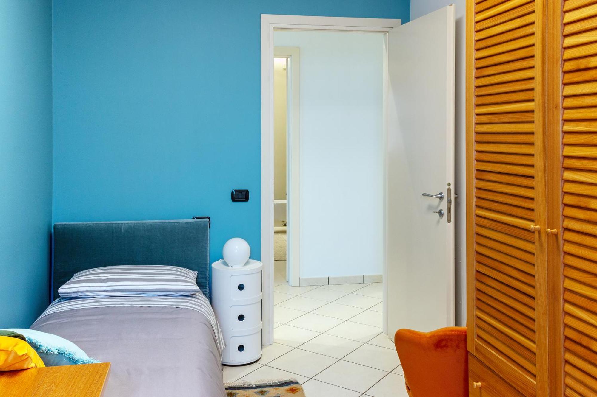Luxury Blue Living Porto