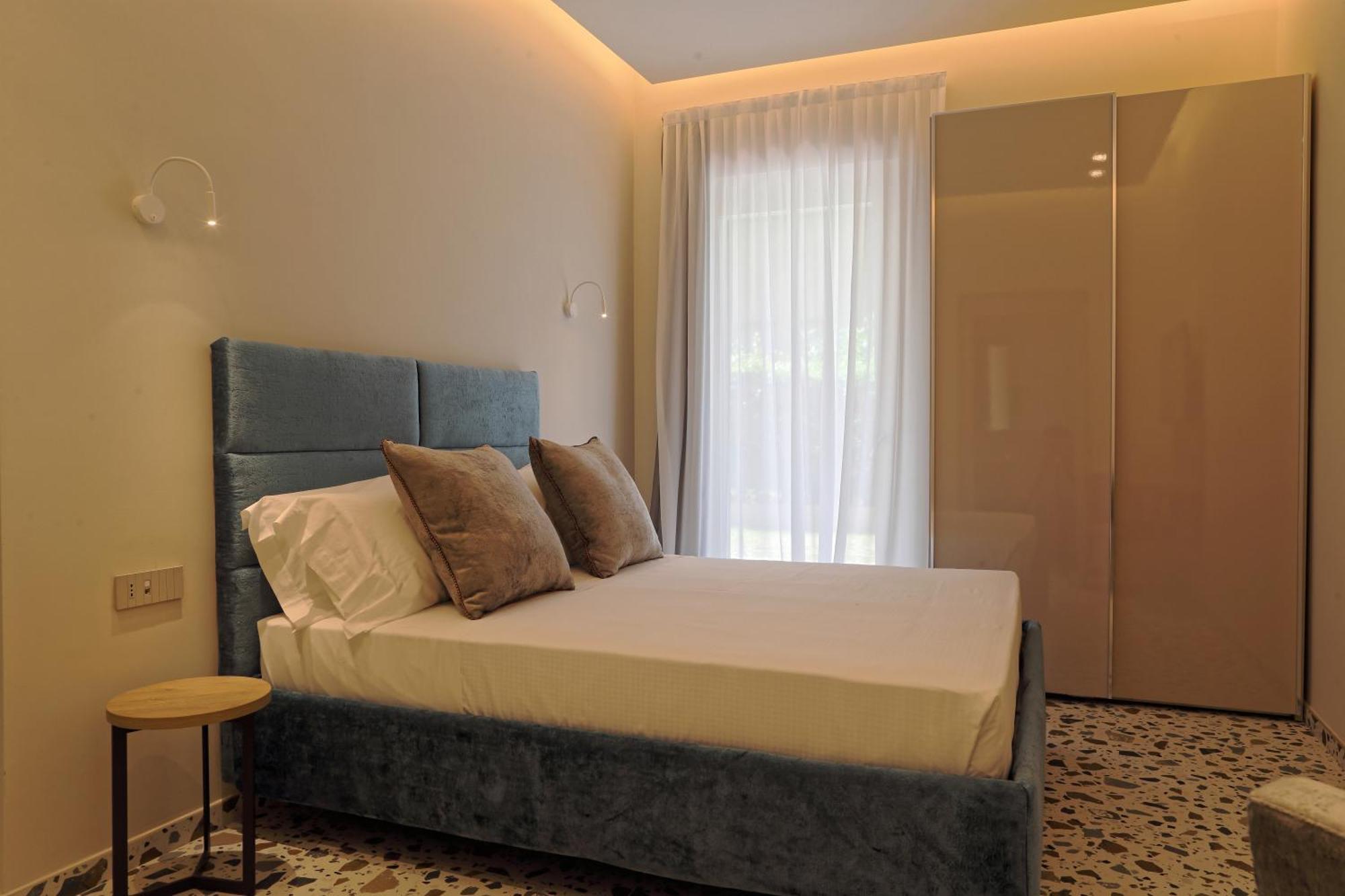 Elegance Aparthotel