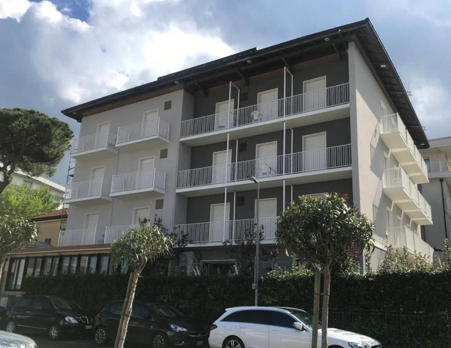 Hotel Platani