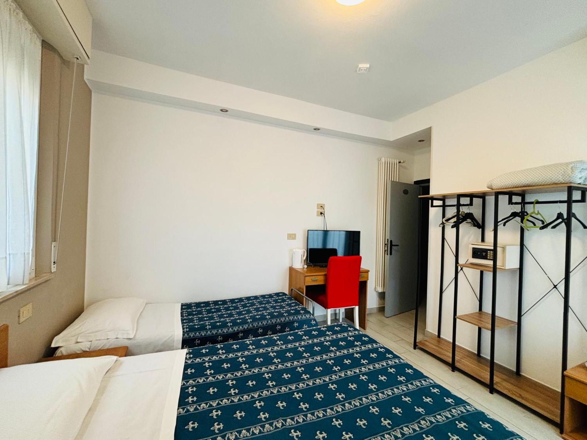 Iride Suite, Breakfast&brunch - Ideale Per Famiglie E Coppie Riccione
