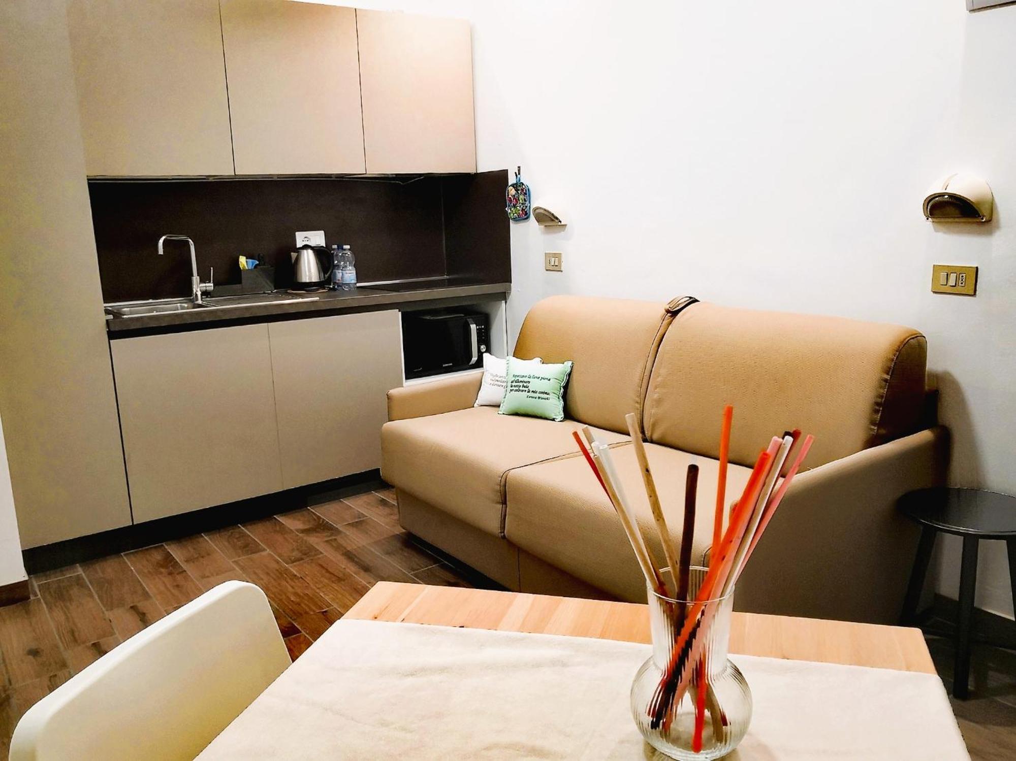 Hotel Iride Suite, Breakfast&brunch - Ideale Per Famiglie E Coppie 2*
