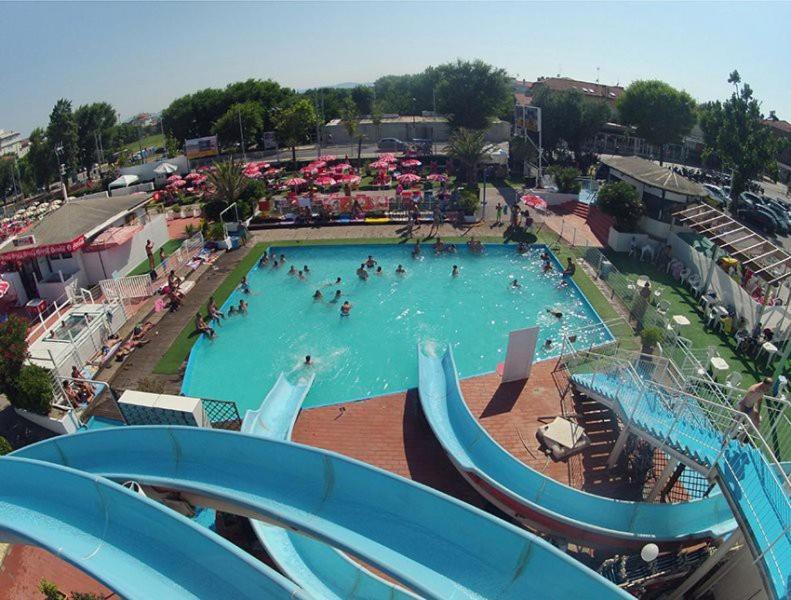 Hotel Moresco - Piscina Village 2*
