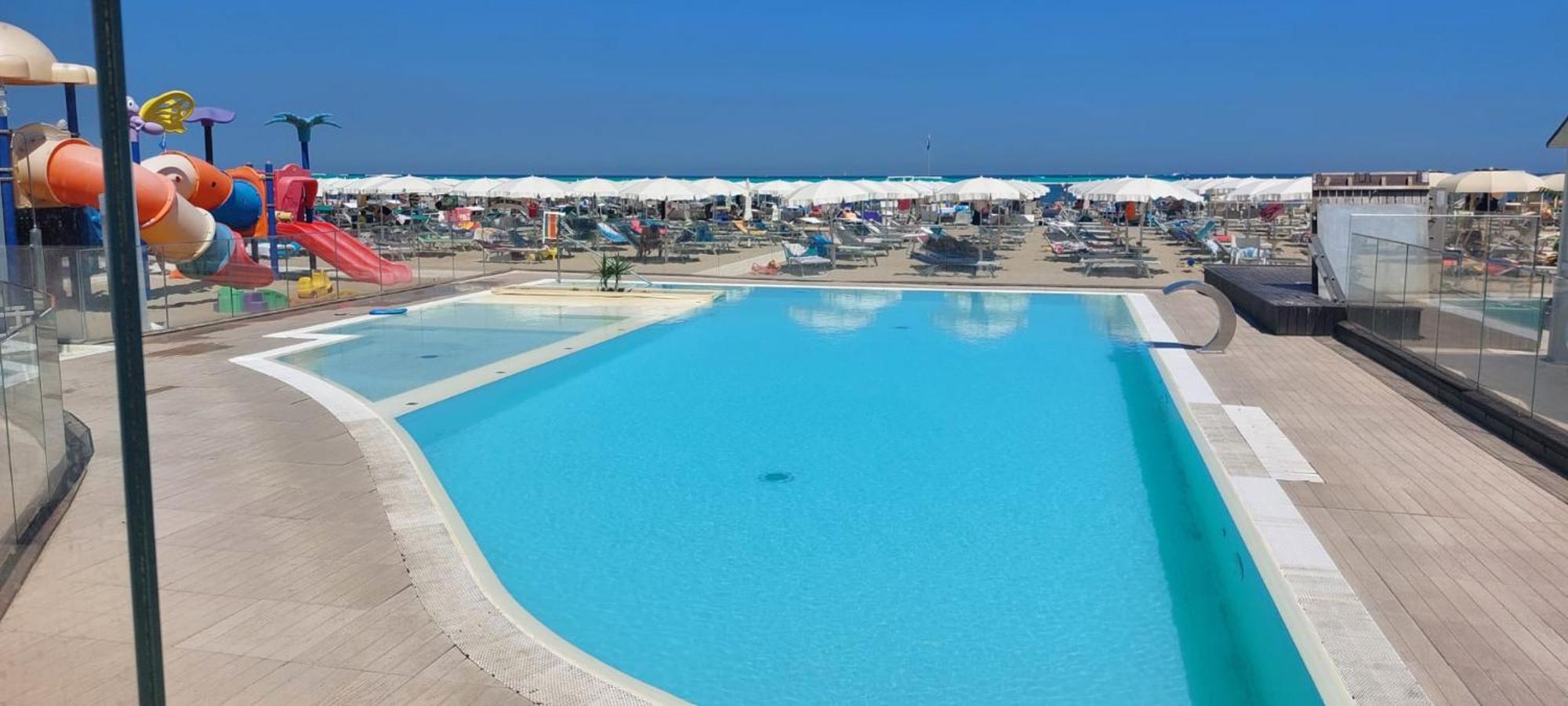 Moresco - Piscina Village 2*