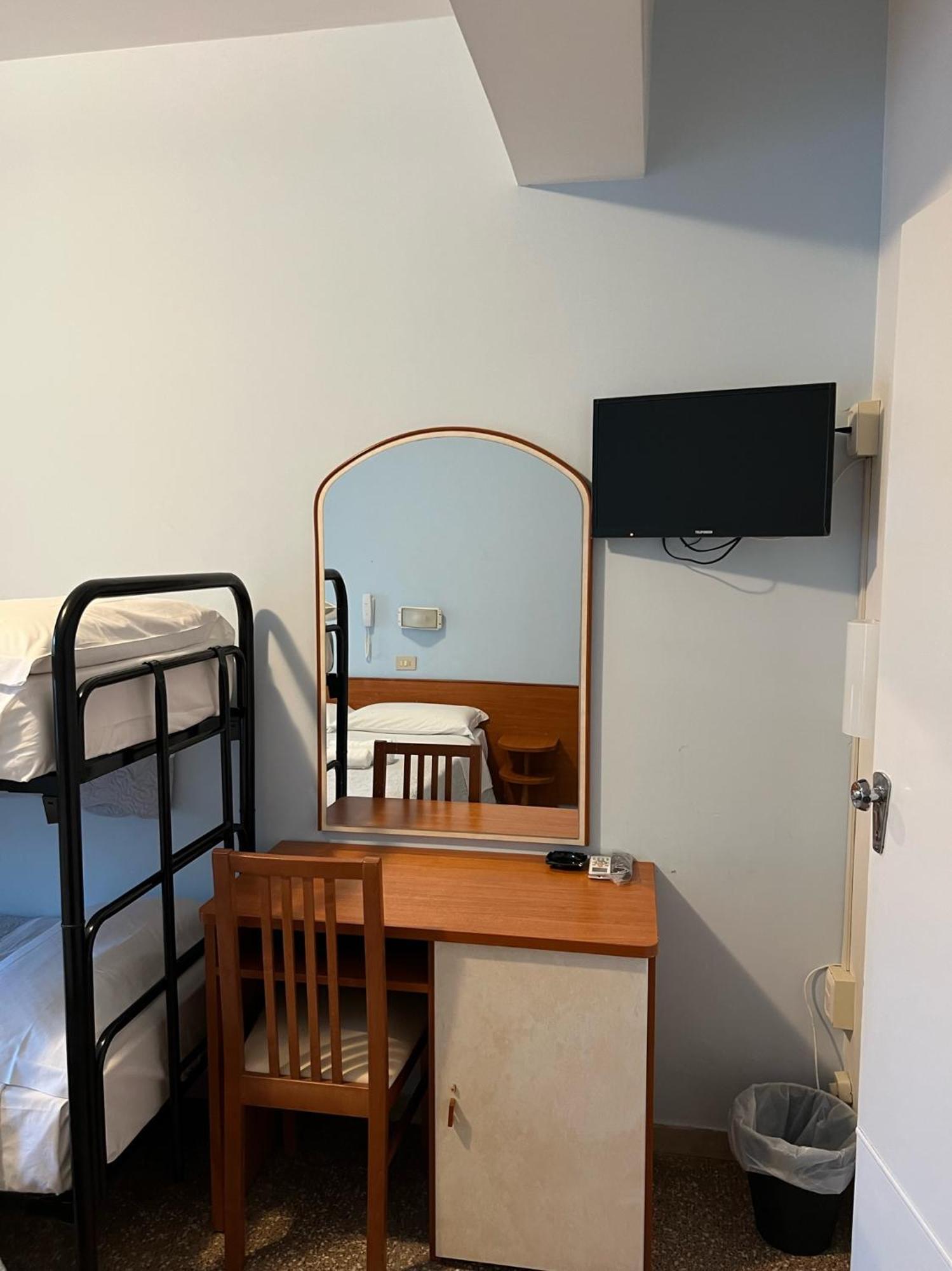 Morri - Nuova Gestione Hotel Riccione