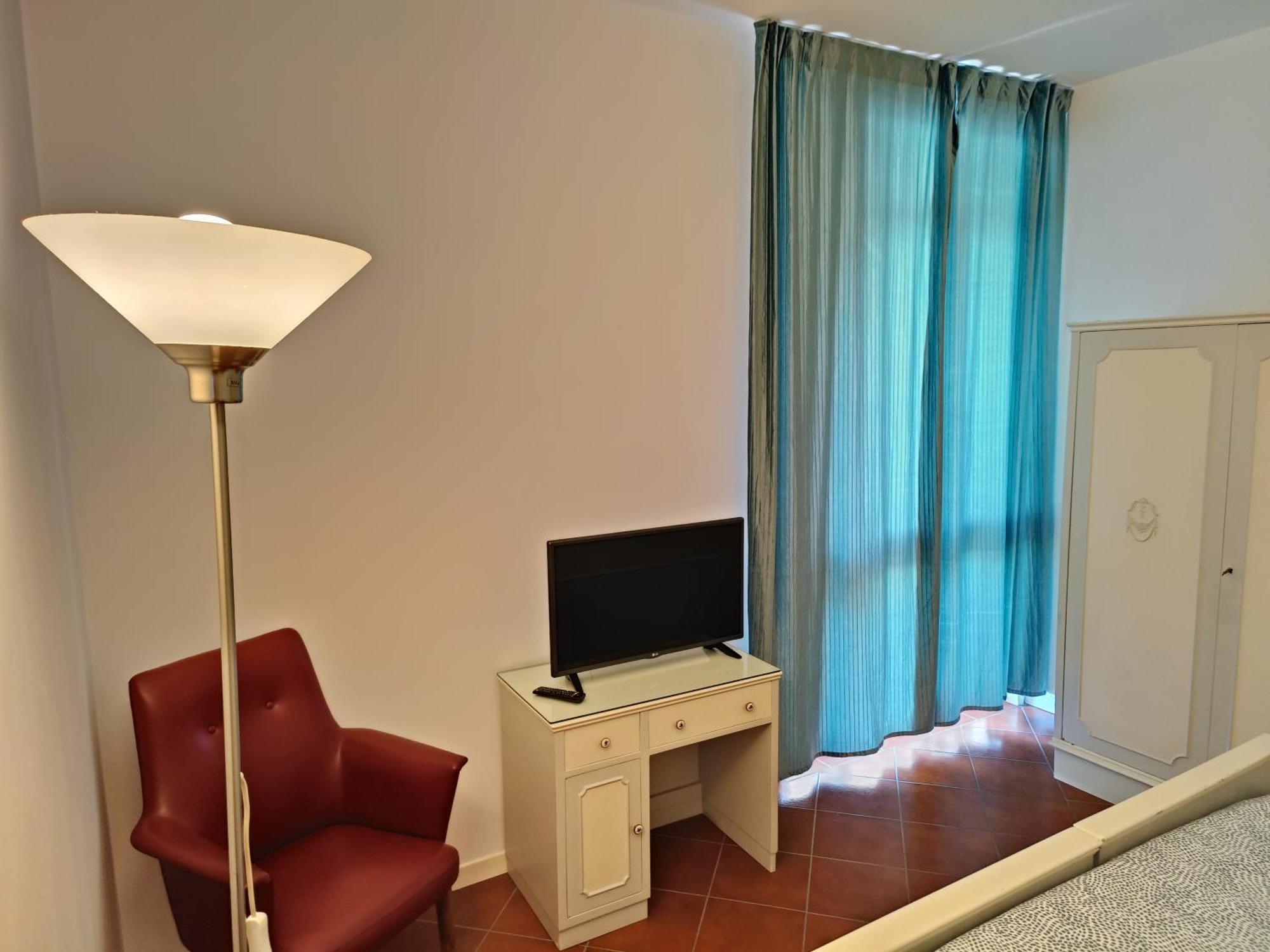 Blancohouse Viale Ceccarini *