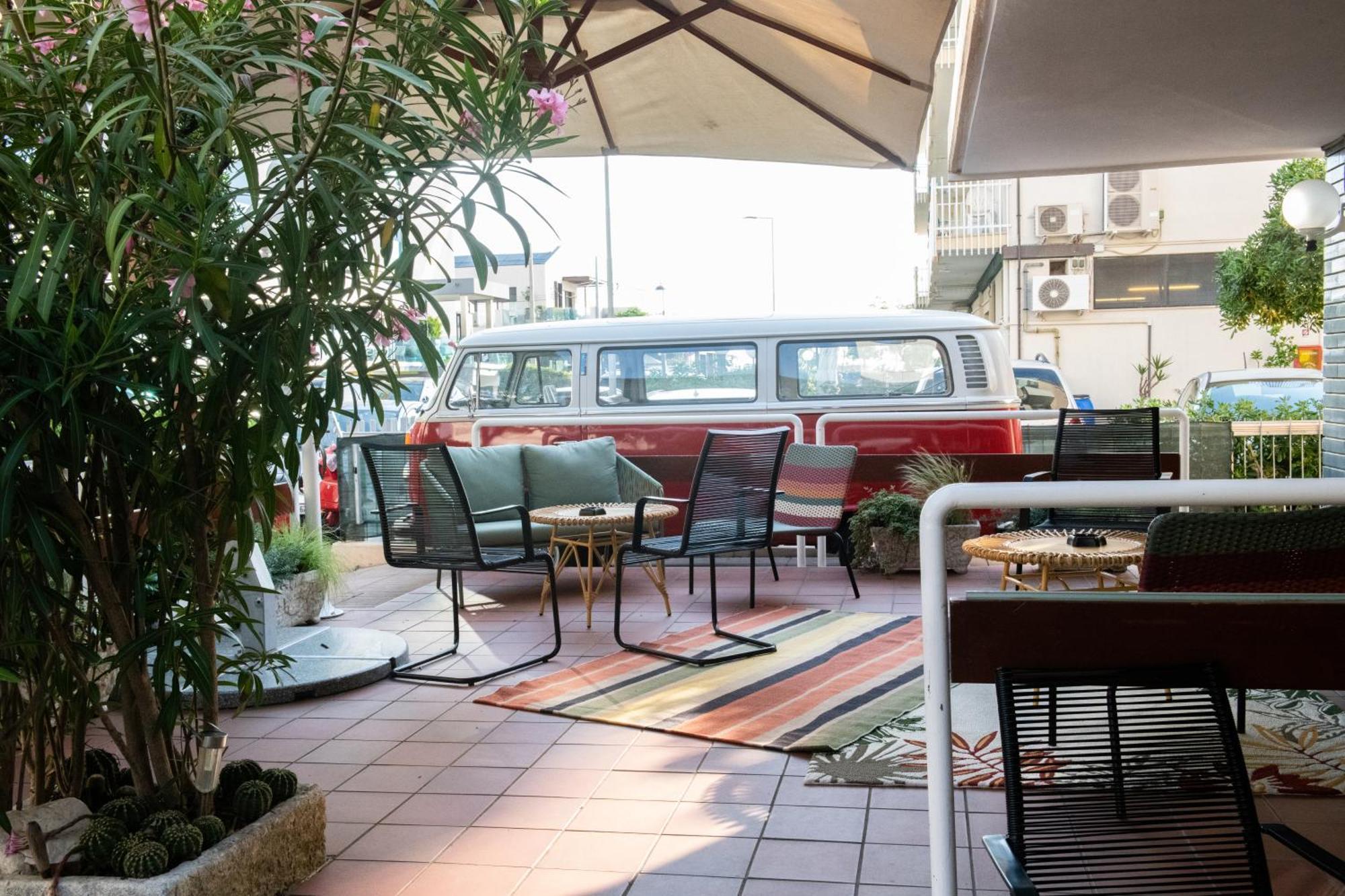 Mirabella Hotel 2*