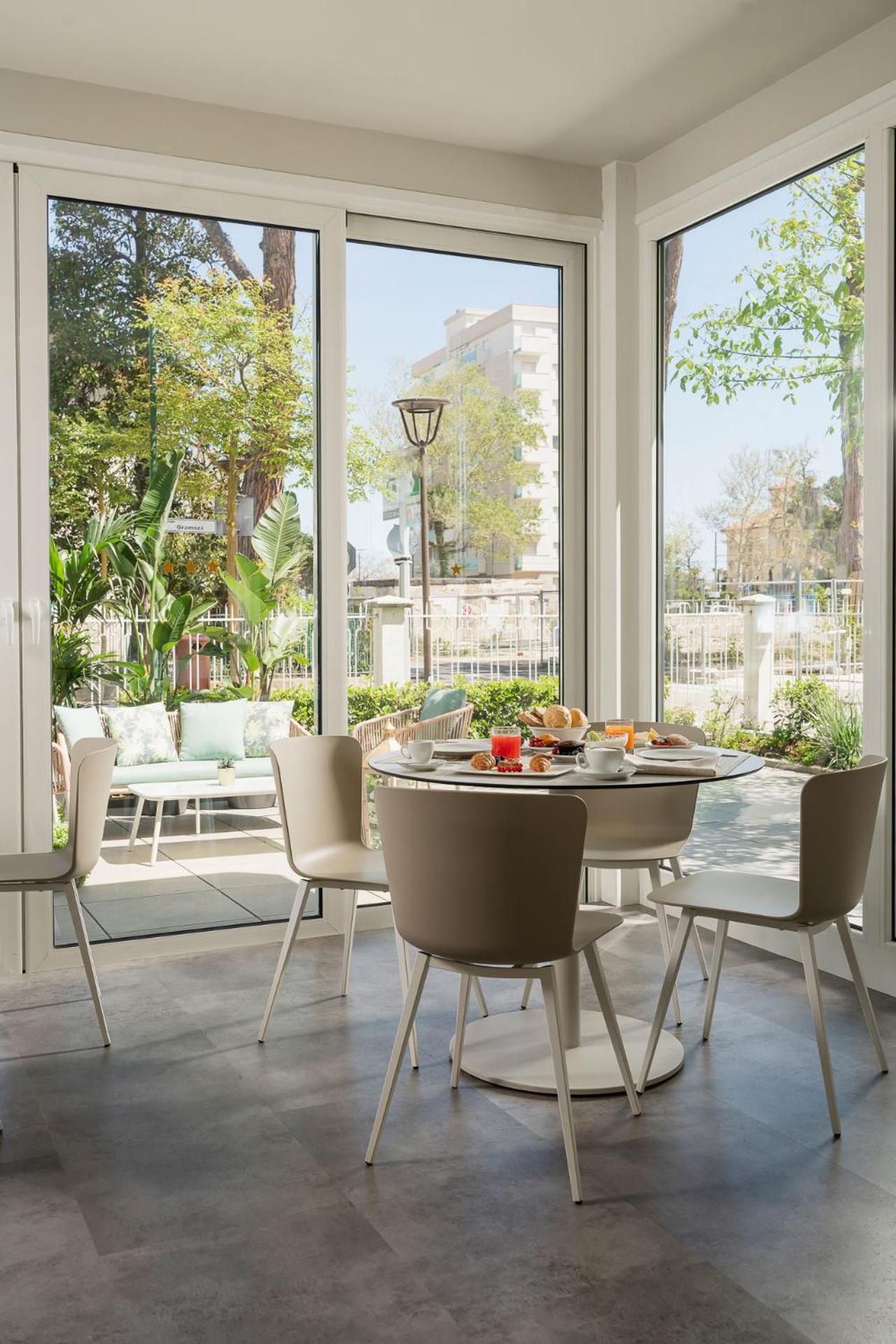 Hotel Embassy Riccione