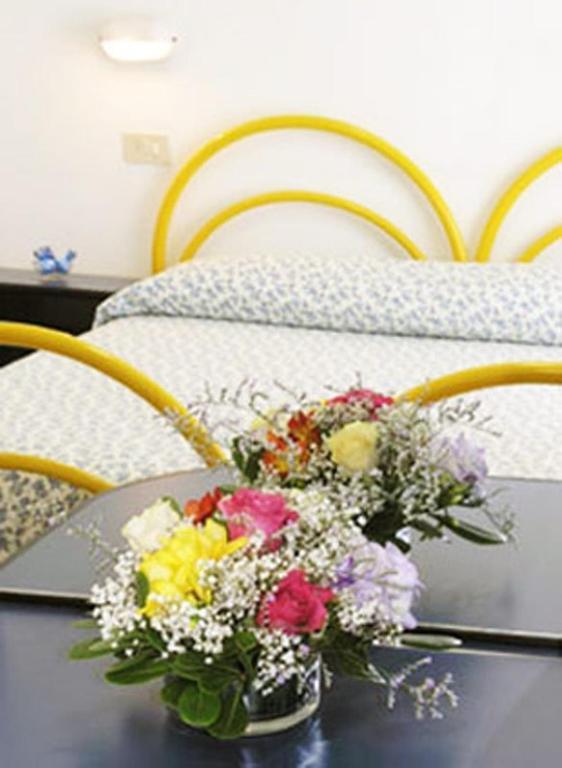 Elde Hotel *