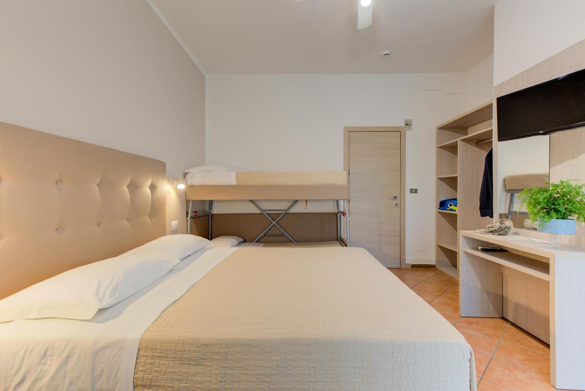 Hotel Cimarosa - Famiglie E Coppie