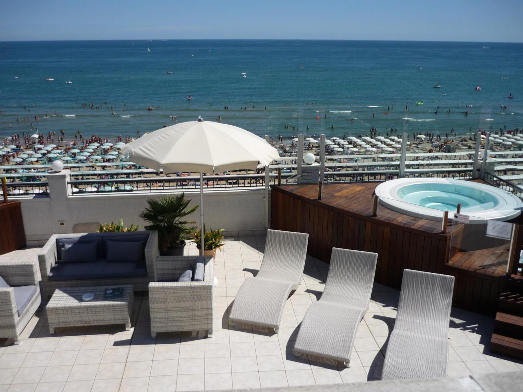 Hotel Ca' Bianca 3*