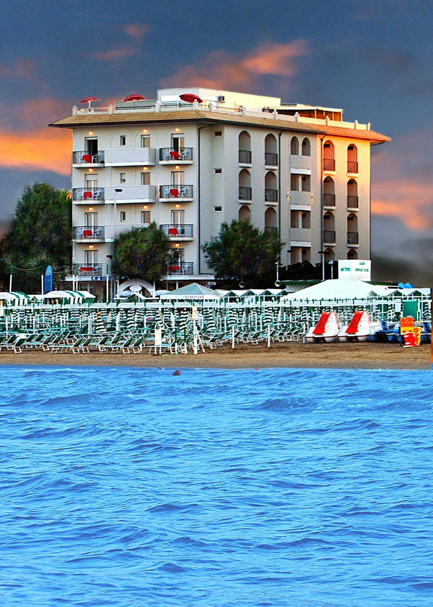 Hotel Ca' Bianca Riccione