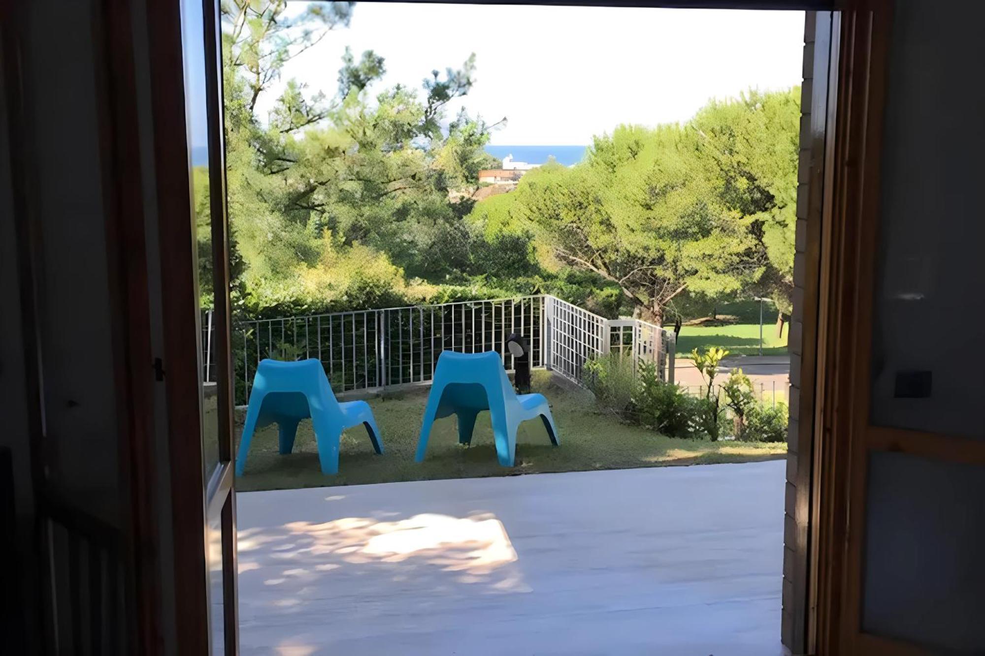 Villa Panoramica Con Giardino A *