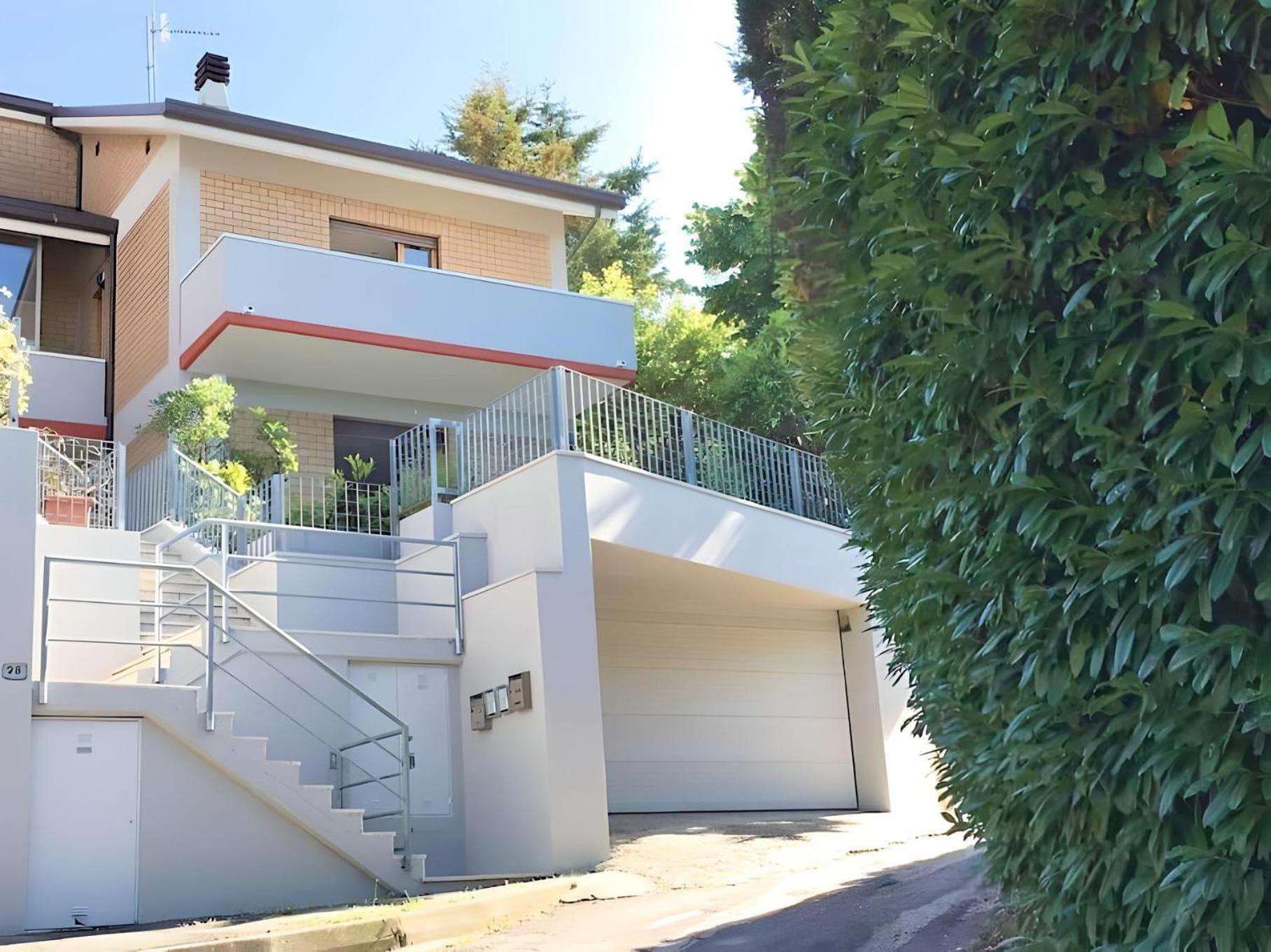 Villa Panoramica Con Giardino A Riccione