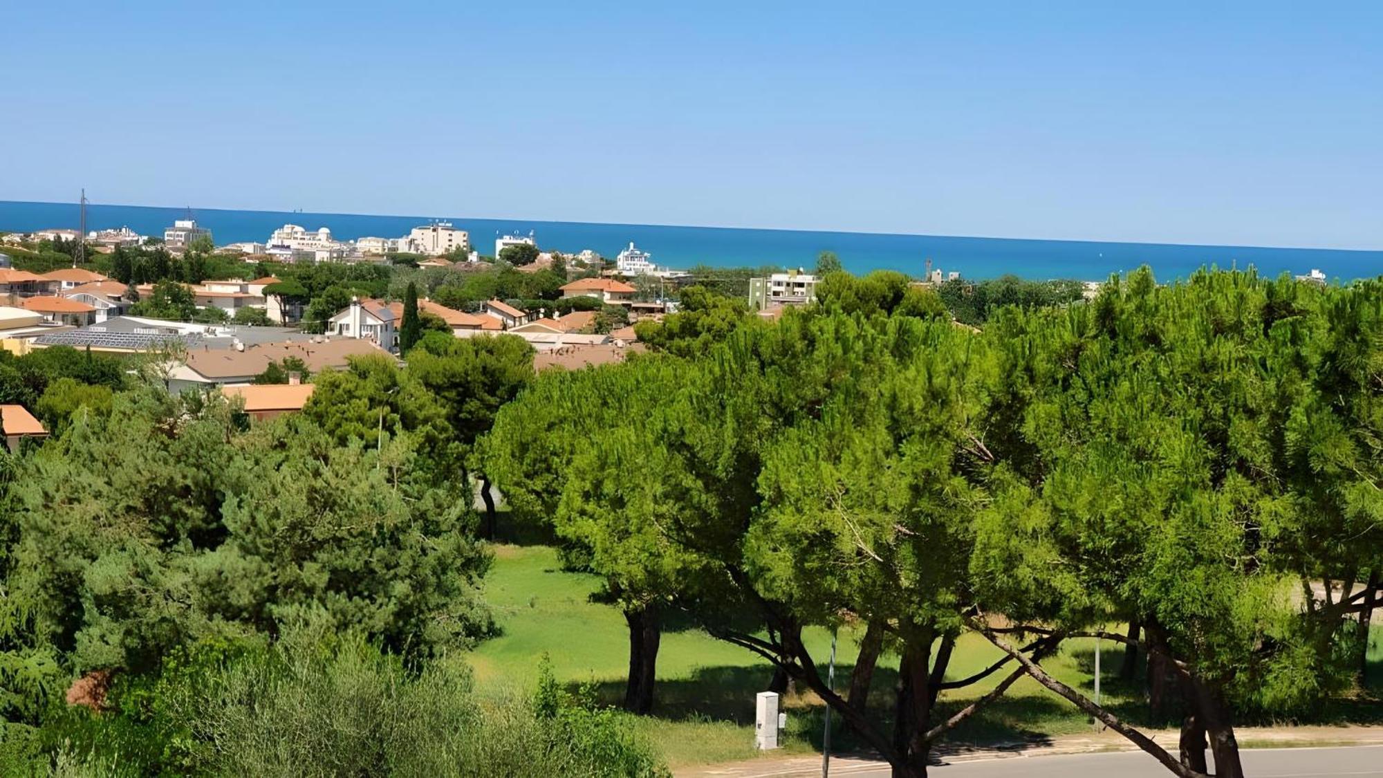 Villa Panoramica Con Giardino A