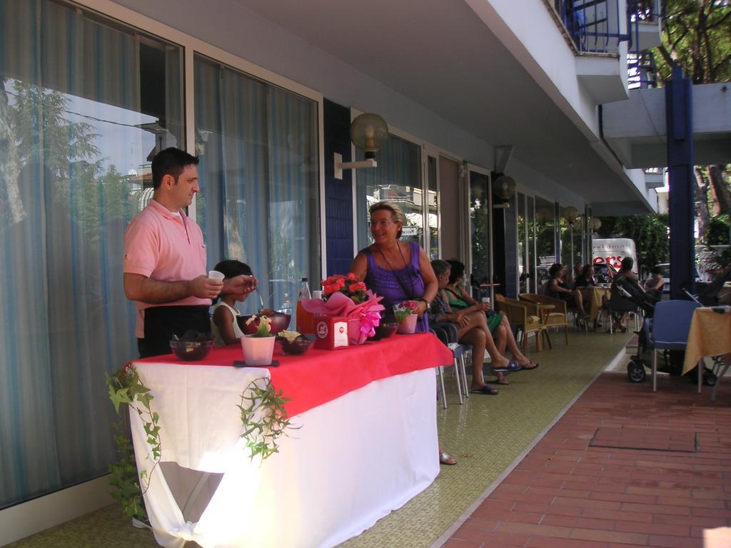 Canasta Riccione
