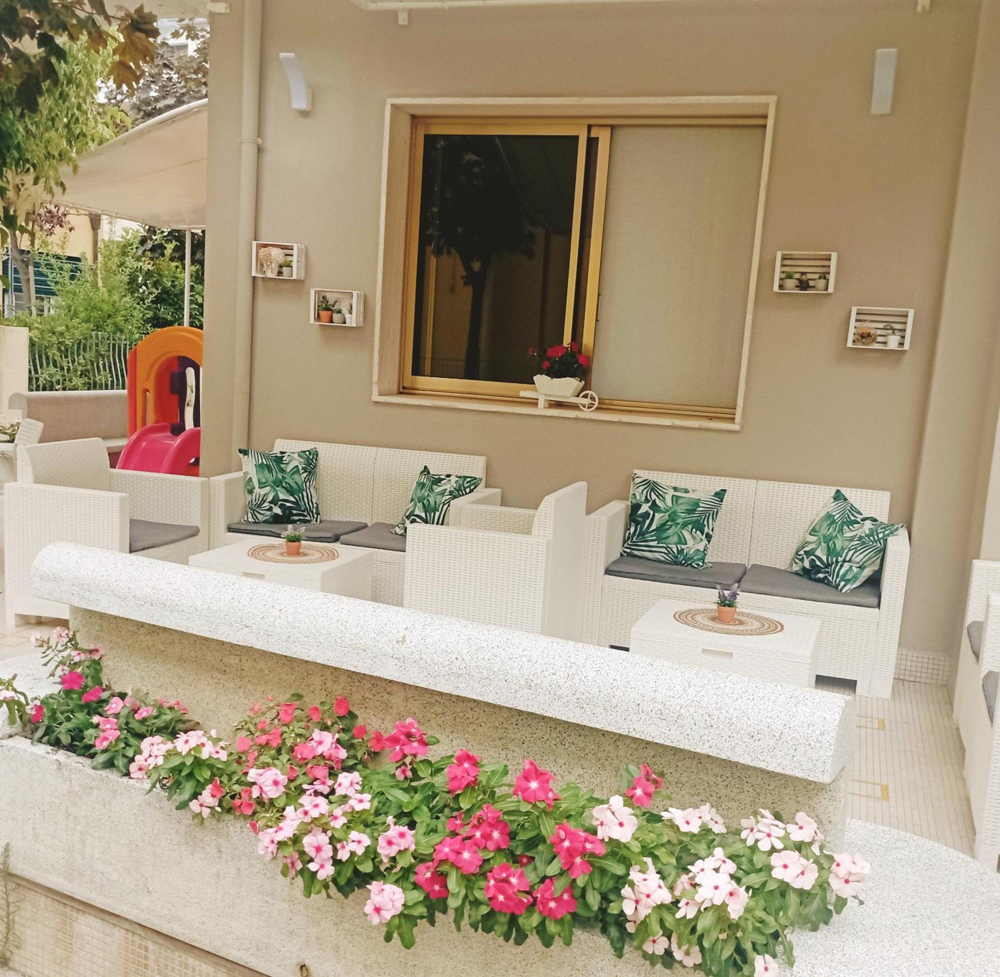 Raul Hotel 2*