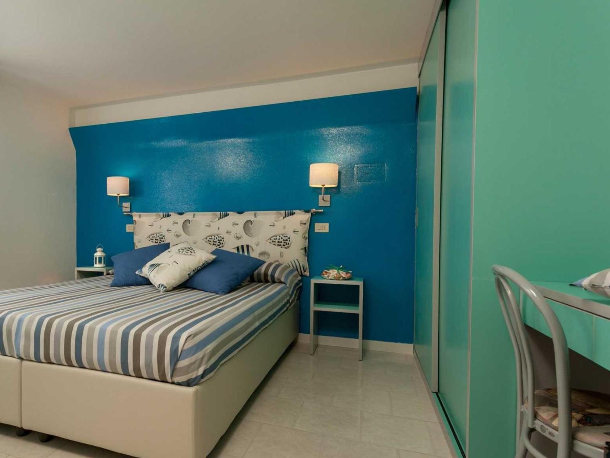 Mon Pays Hotel
