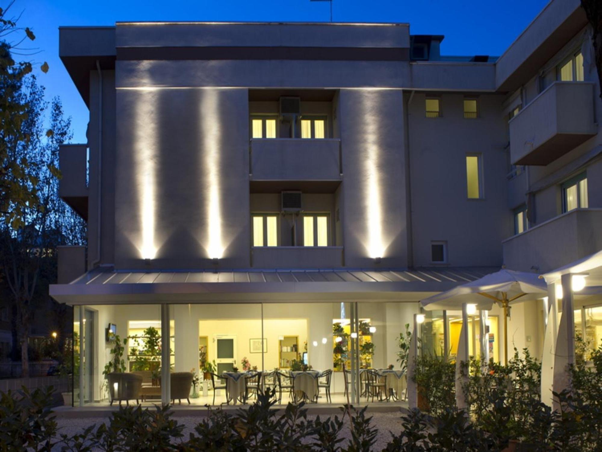 Hotel Nives