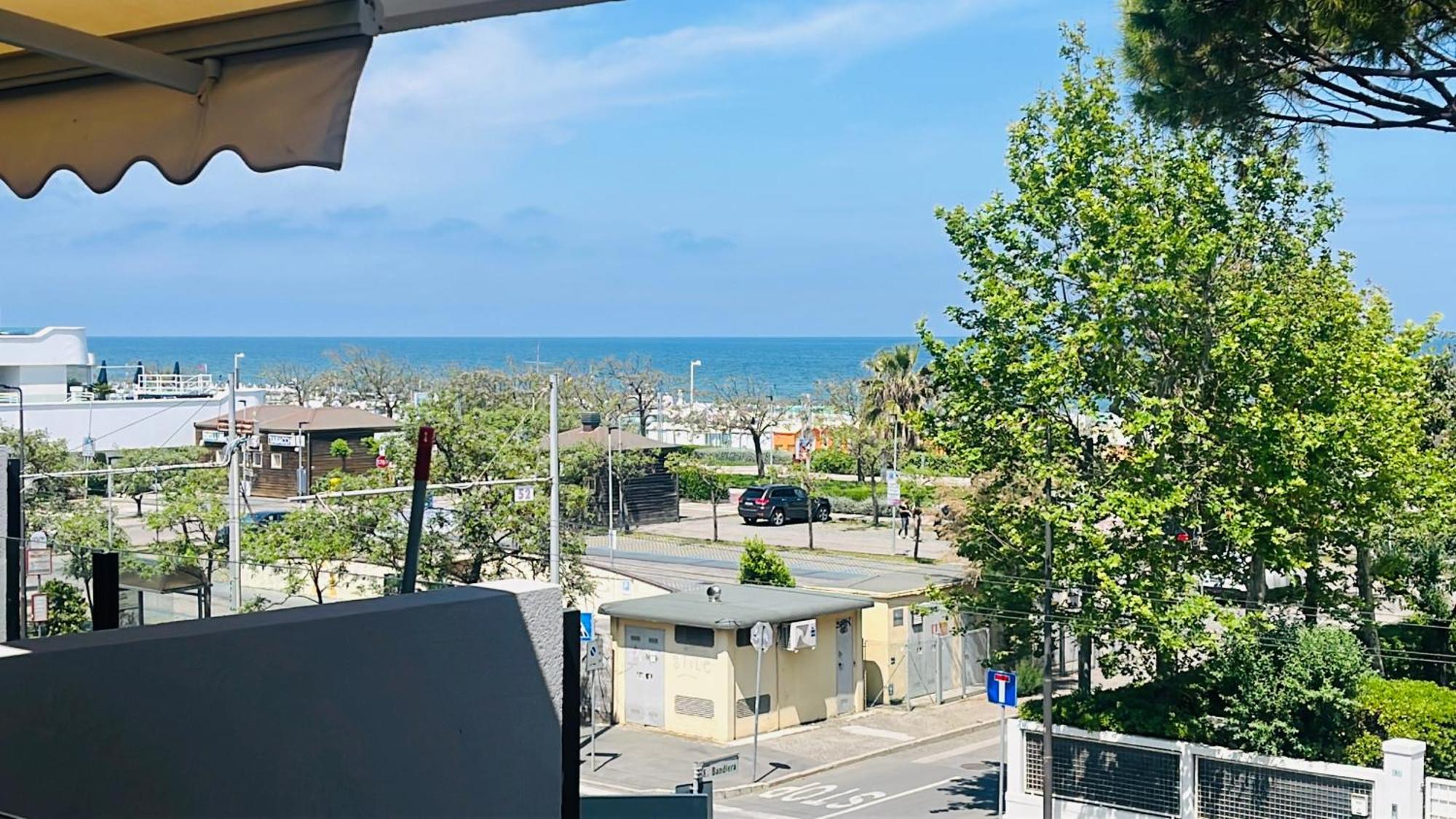 Carinzia - Davanti Solo Il Mare Apartment