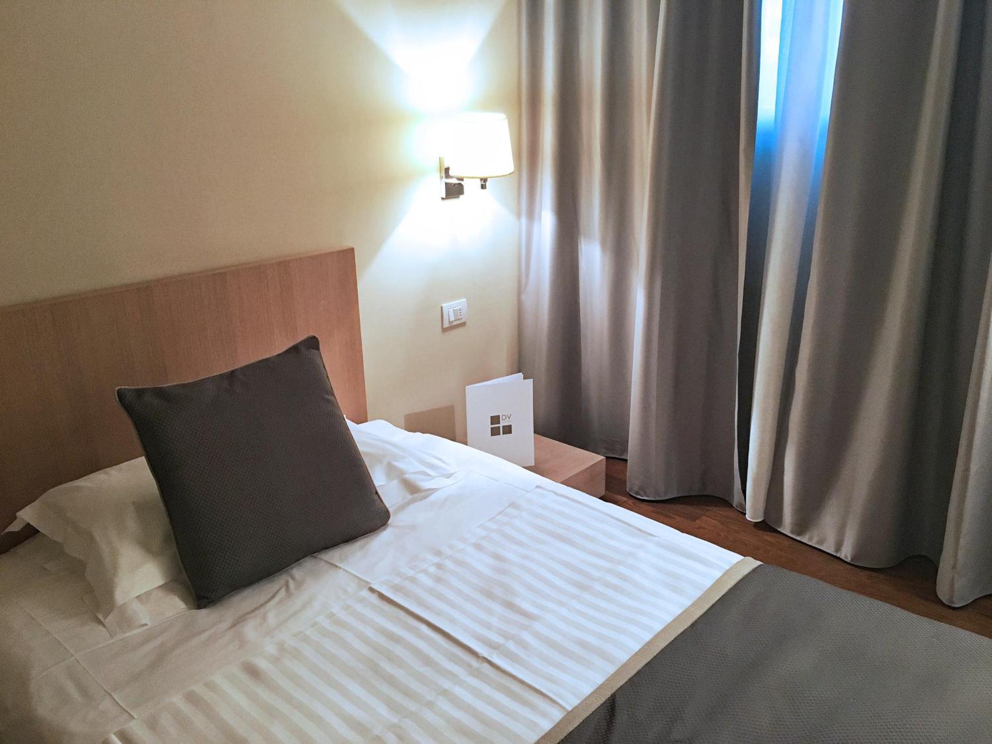 De La Hotel