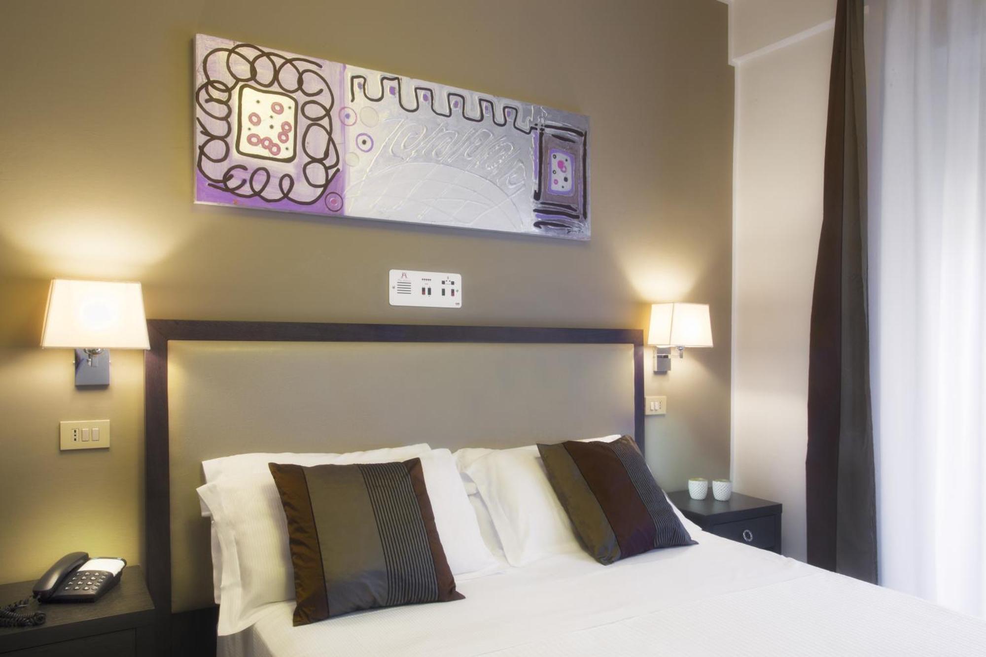 Hotel Ambassador