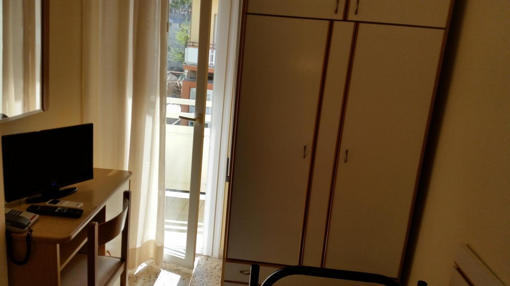 Hotel Tosi 2*