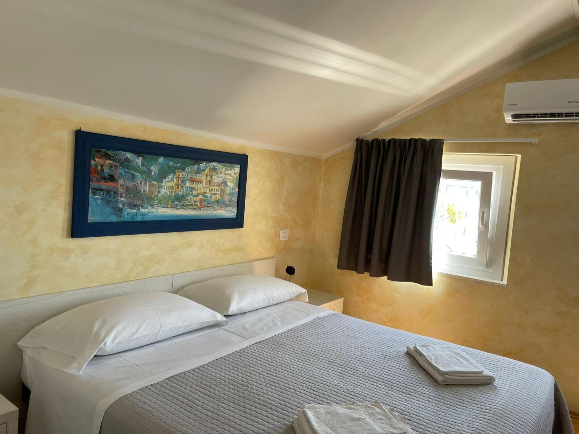 Hawaii Hotel