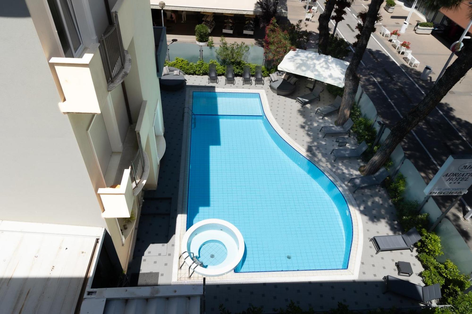 Adriatica Con Piscina