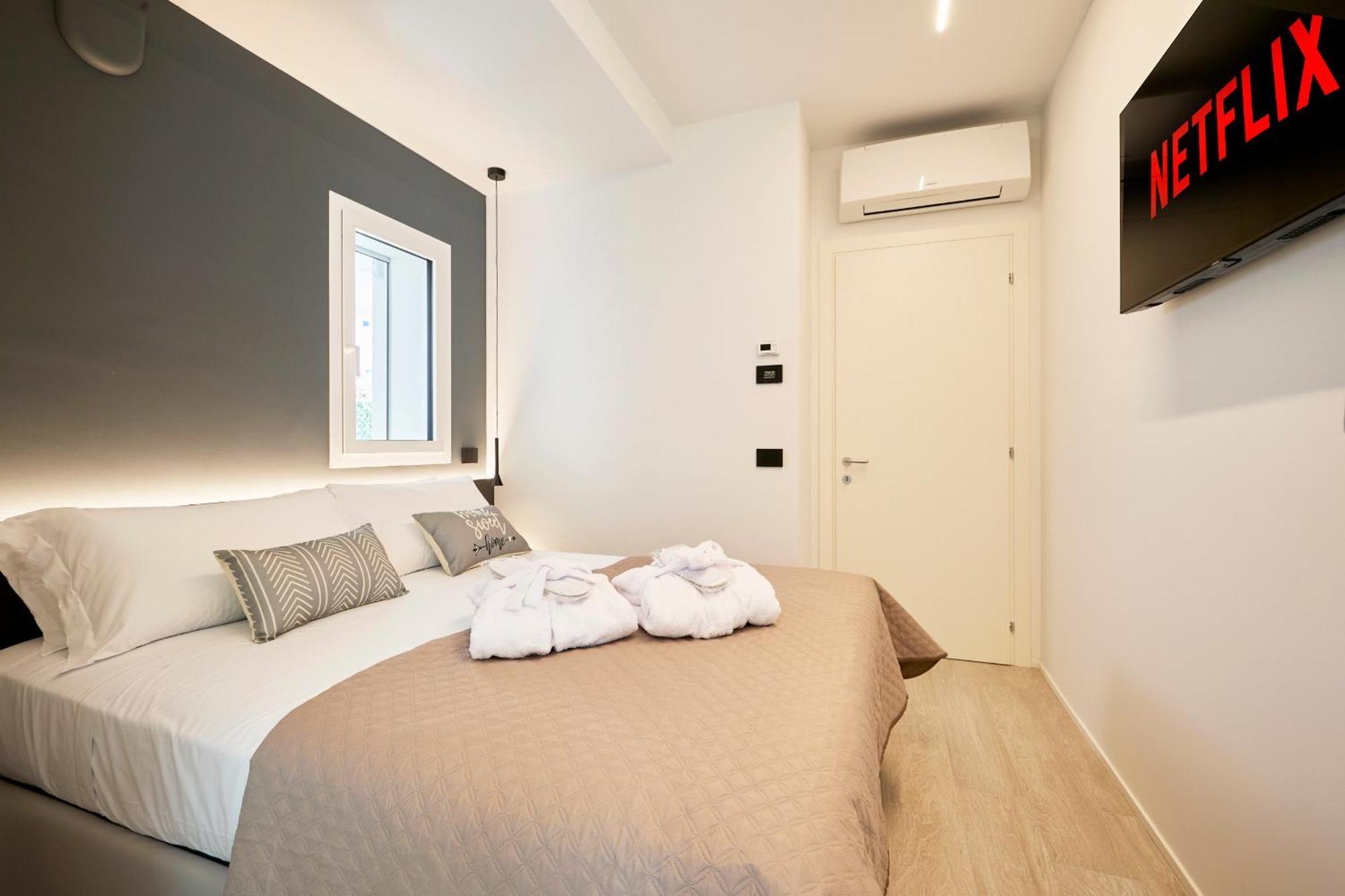 Luxury Ceccarini - Lungomare Con Parcheggio Privato Villa