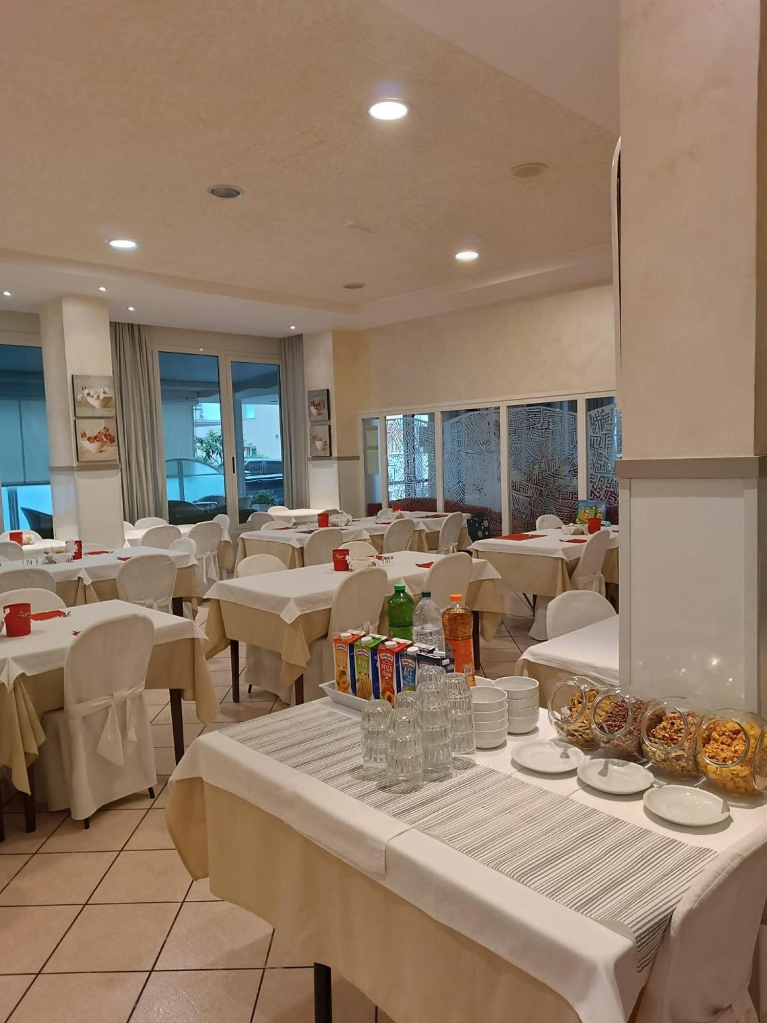 Aurelia Hotel