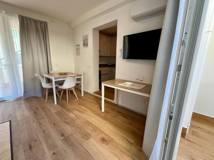 Appartamento Casa Silvia, Bilocale Nuovo A 100 Mt Dal Mare Riccione