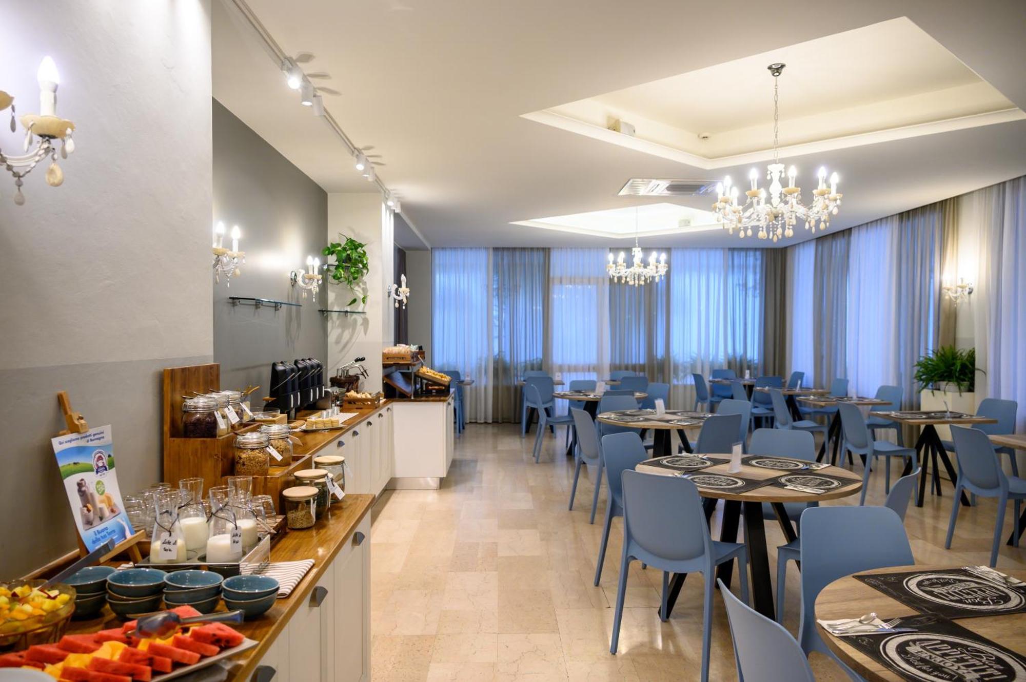 Atlas Hotel 3*