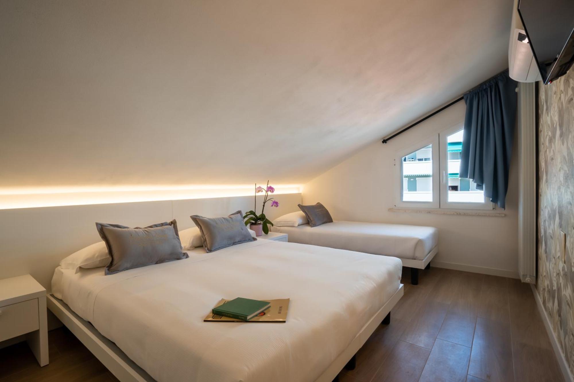 Apartment Inaugurazione 2024 - La Tua Mansardina A 100 Metri Dal Mare, 2 Da Letto Riccione