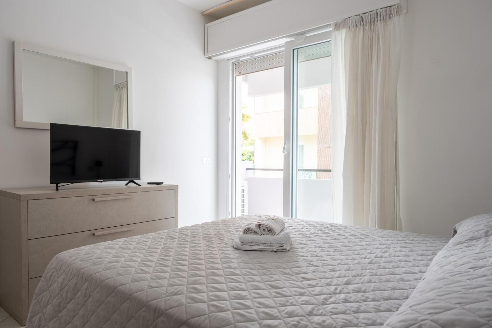 Apartment Carinzia - Davanti Solo Il Mare Riccione
