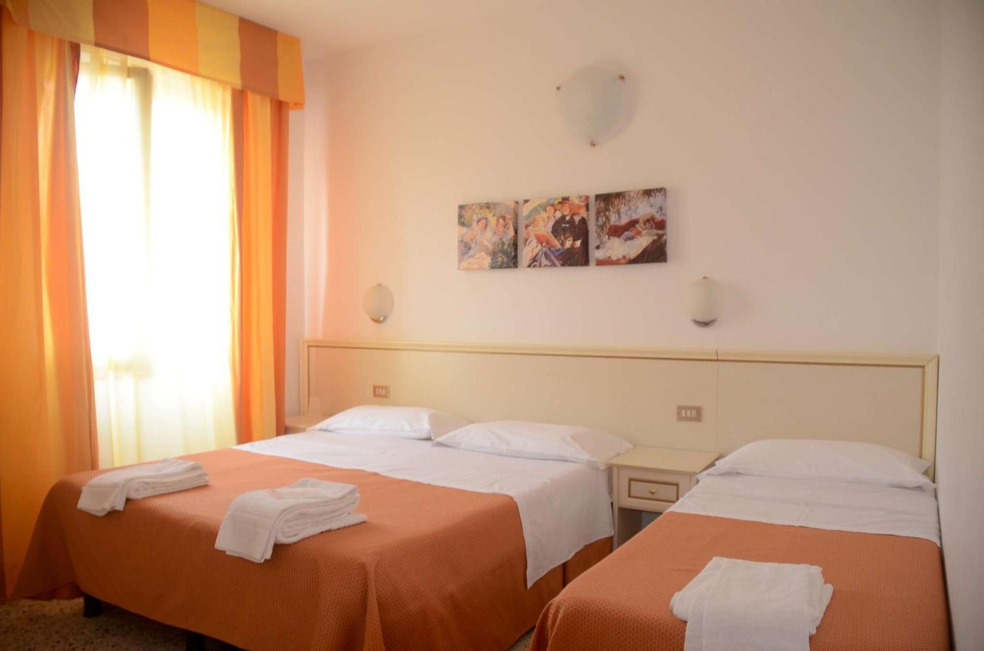 Ariston 2* Riccione
