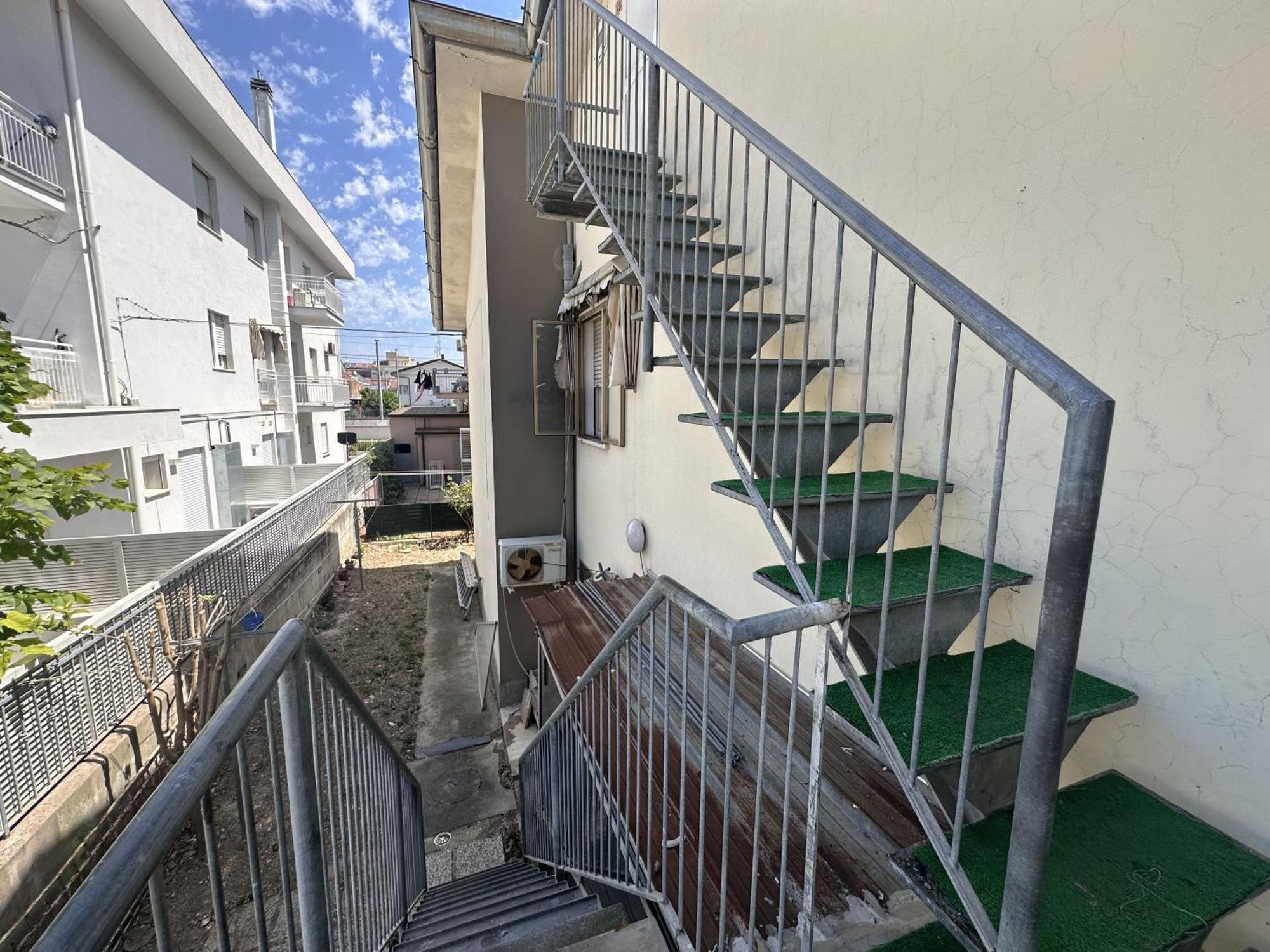 Apartment Graziosa Mansarda 5 Min A Piedi Dal Mare - Il Lupo Affitta Riccione
