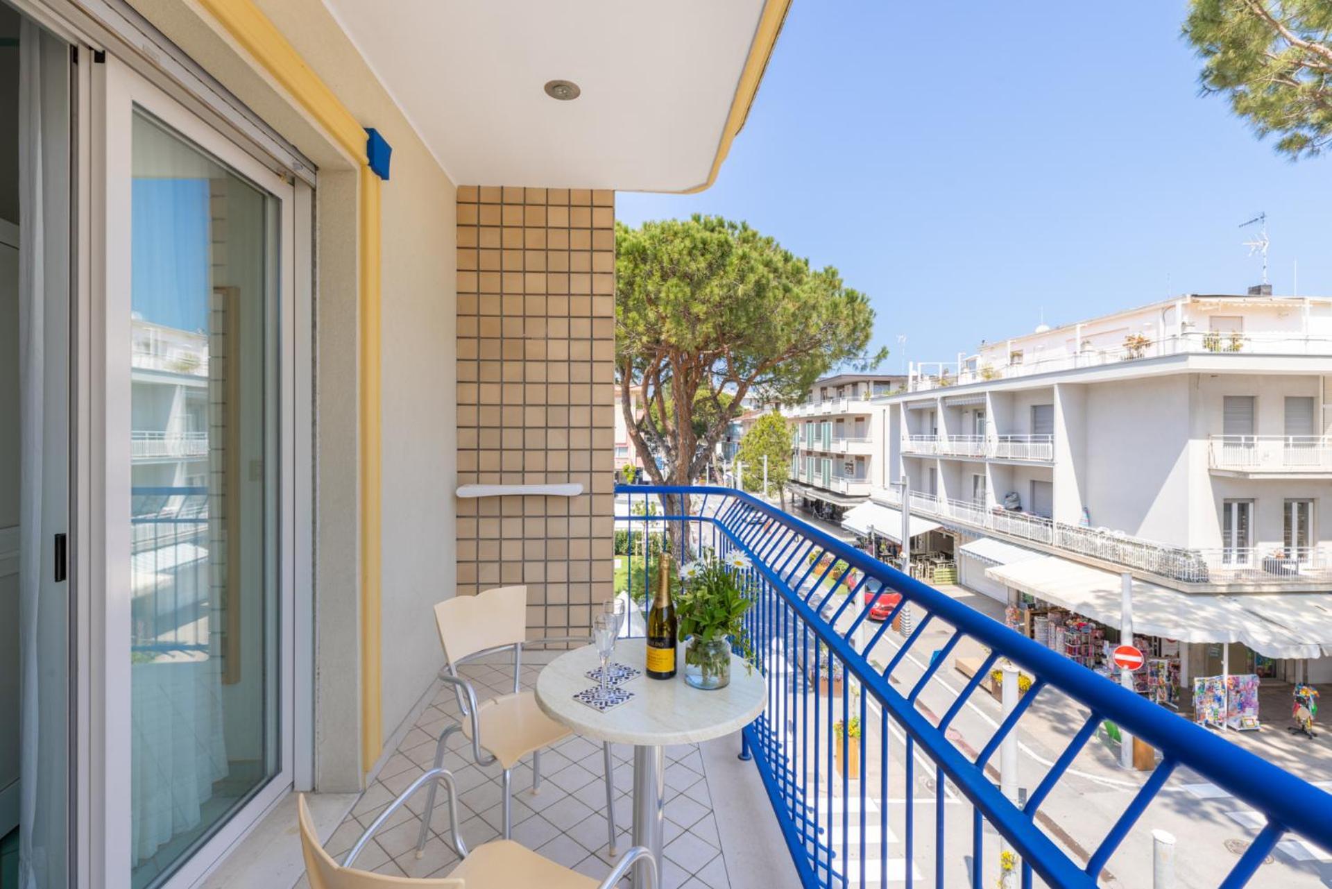 Hotel Caprice B&B - In Centro A Riccione Hotel 3*